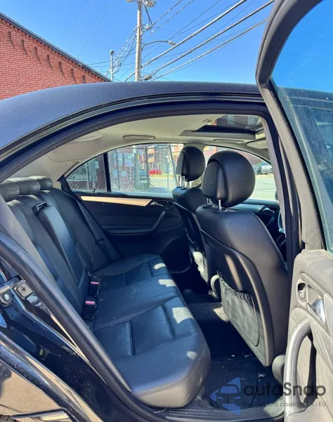 2006 Mercedes-Benz C 230 from USA, damaged, VIN WDBRF52H16F763400